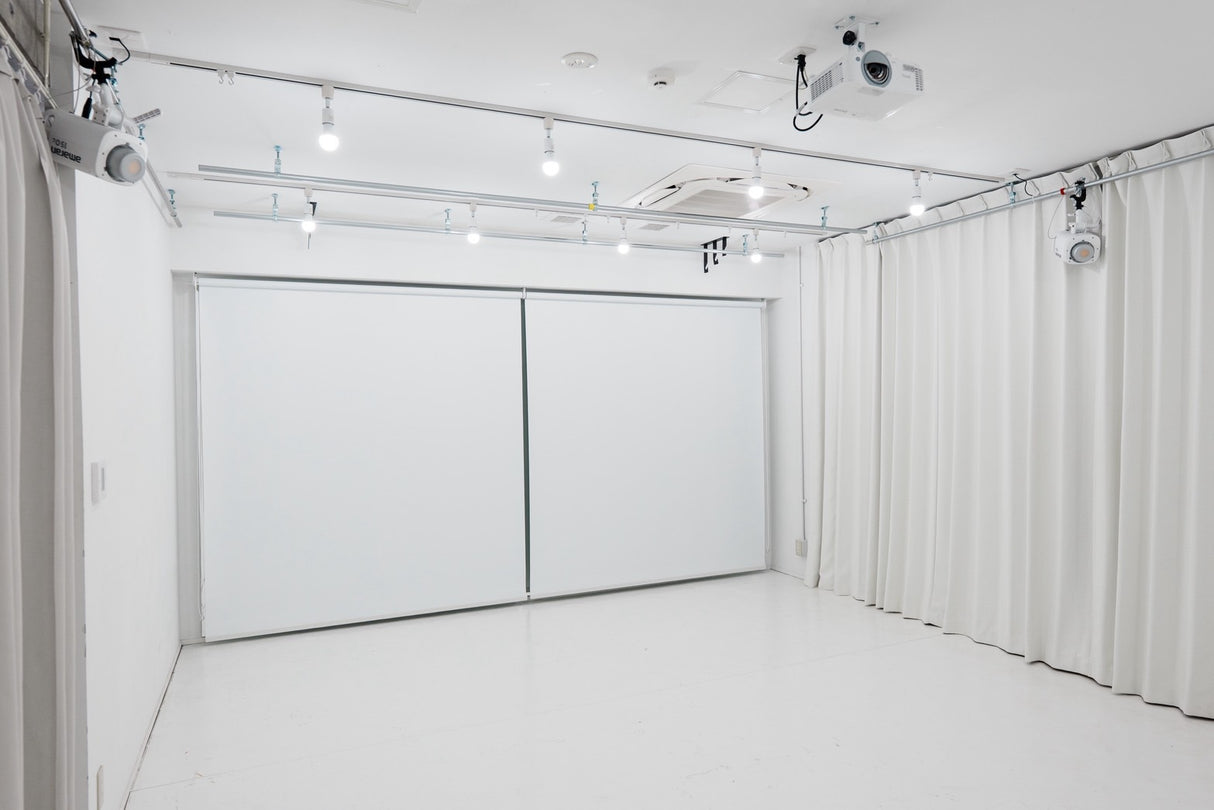 LOOK UP BASE 下北沢