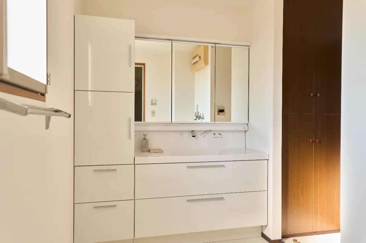 CONVENIENCE HOUSE八枝橋STUDIO