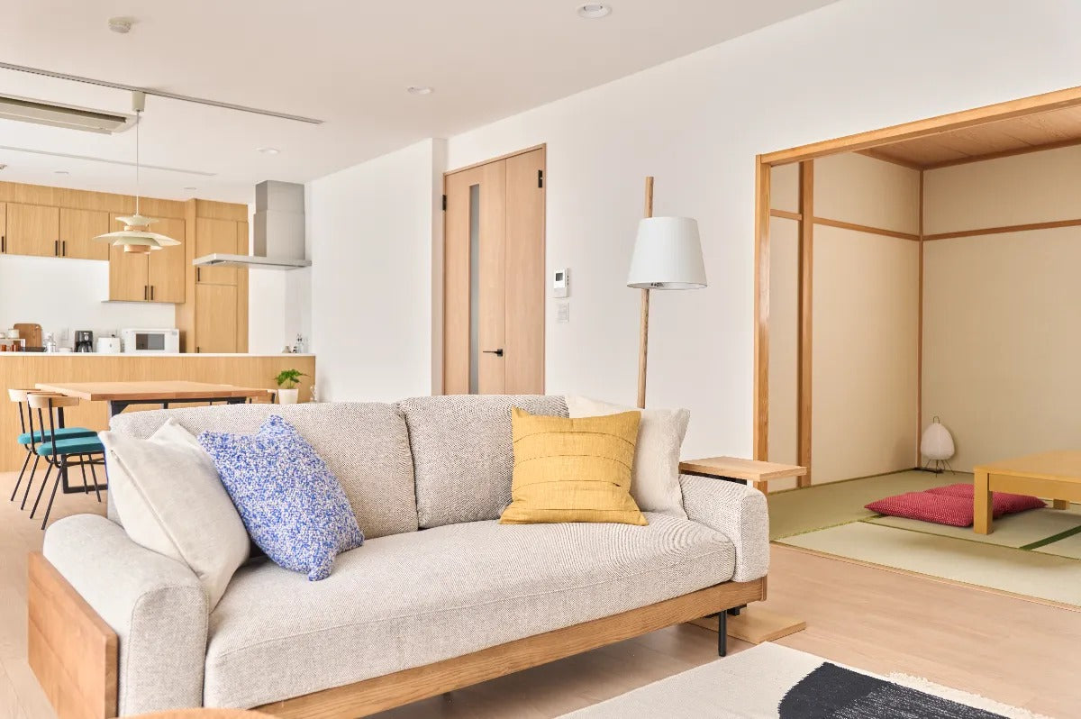 CONVENIENCE HOUSE八枝橋STUDIO