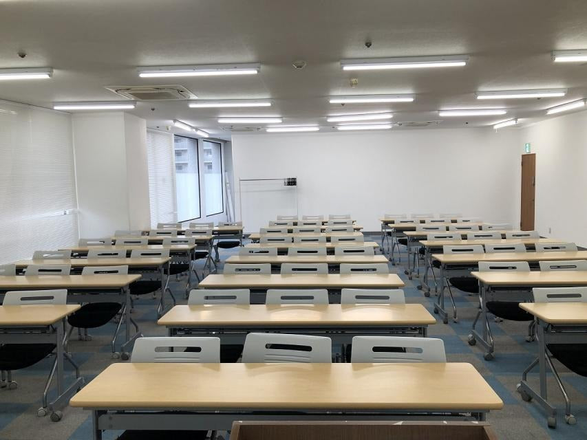 加瀬ビル158会議室