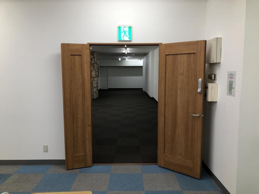 加瀬ビル158会議室