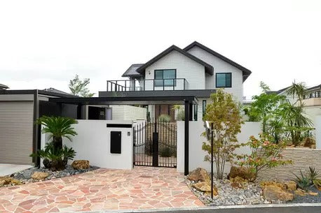 木更津 芝庭付デザイナーズハウス