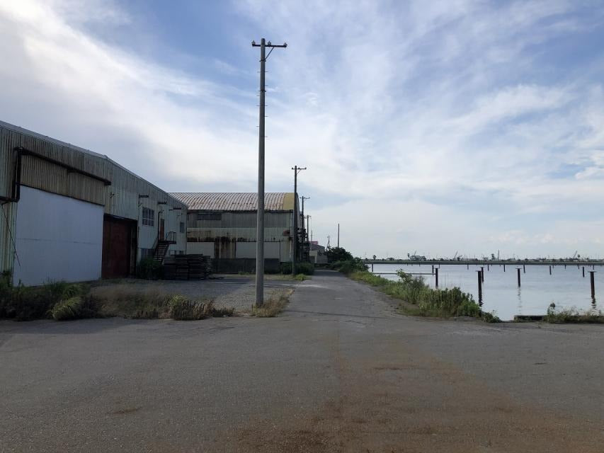 木更津木材港倉庫A棟