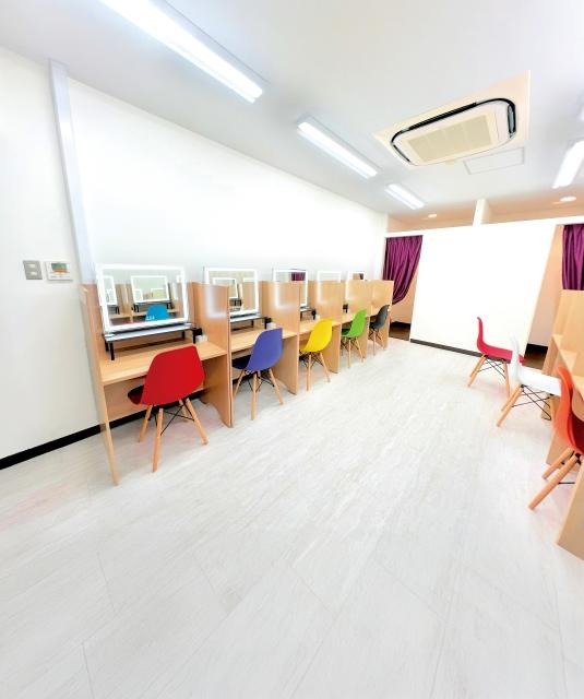 新横浜パウダーラウンジ