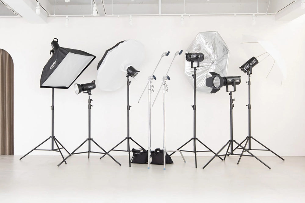 STUDIO PINENUTS