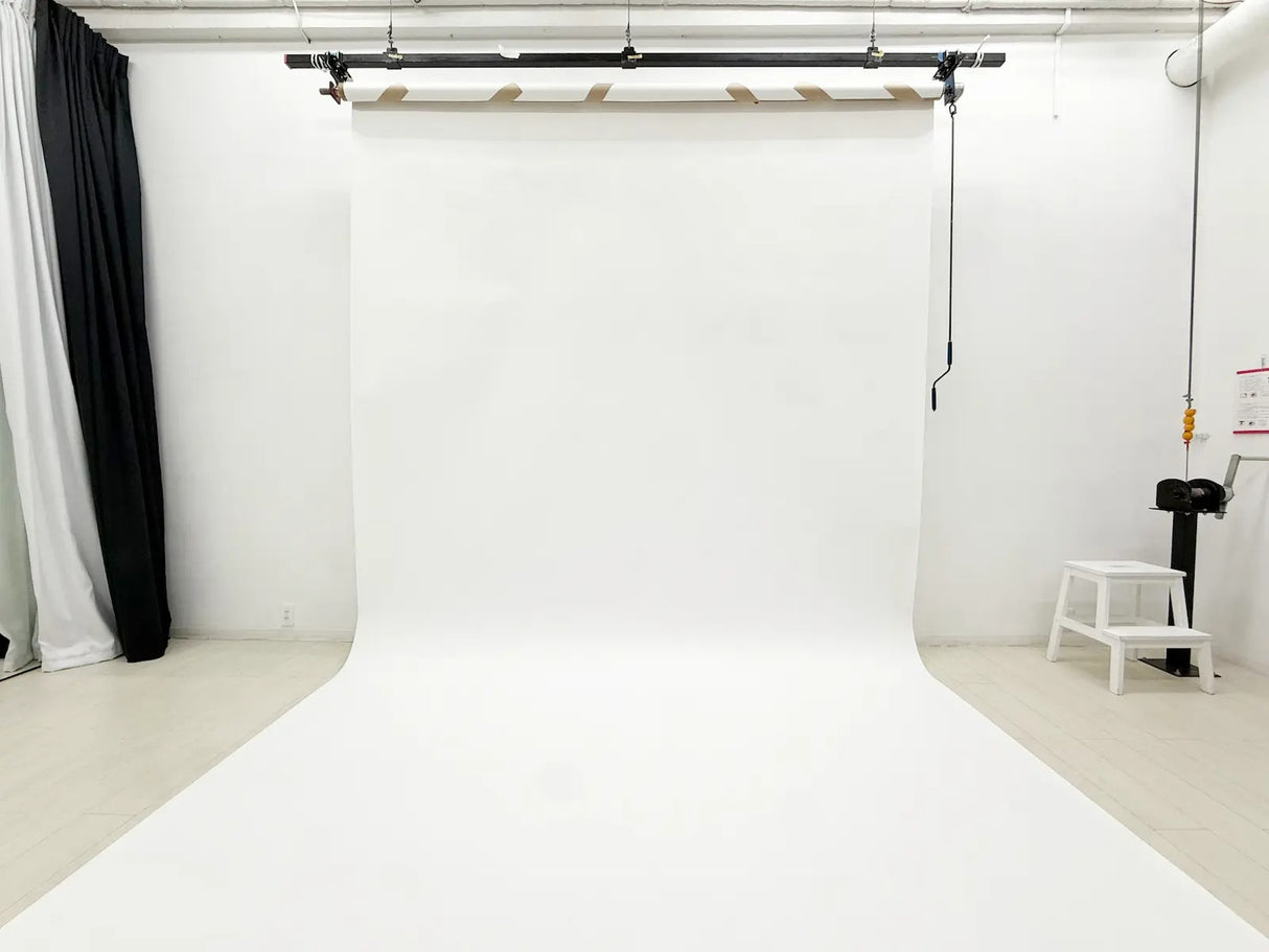 新宿ホワイトバックスタジオ