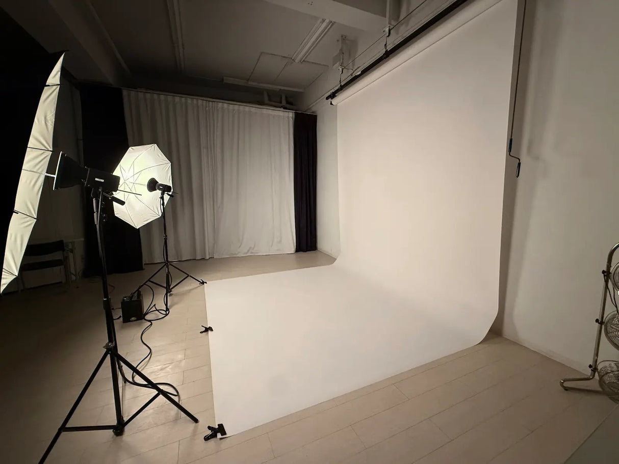 新宿ホワイトバックスタジオ