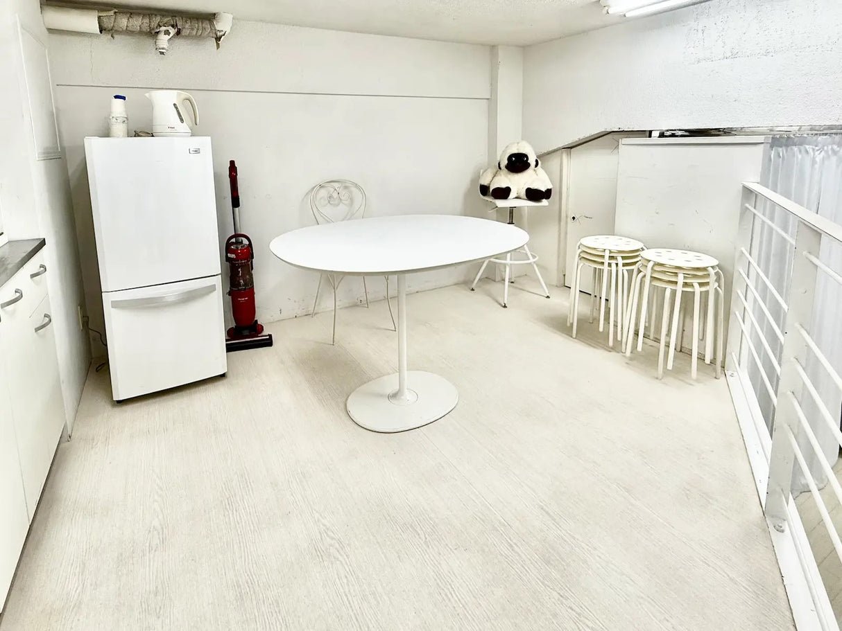 新宿ホワイトバックスタジオ