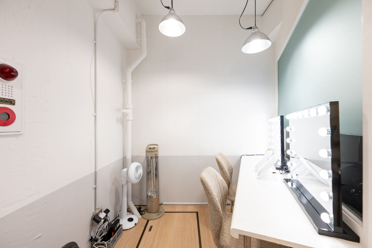 F.Space YOTSUYA Photo Studio