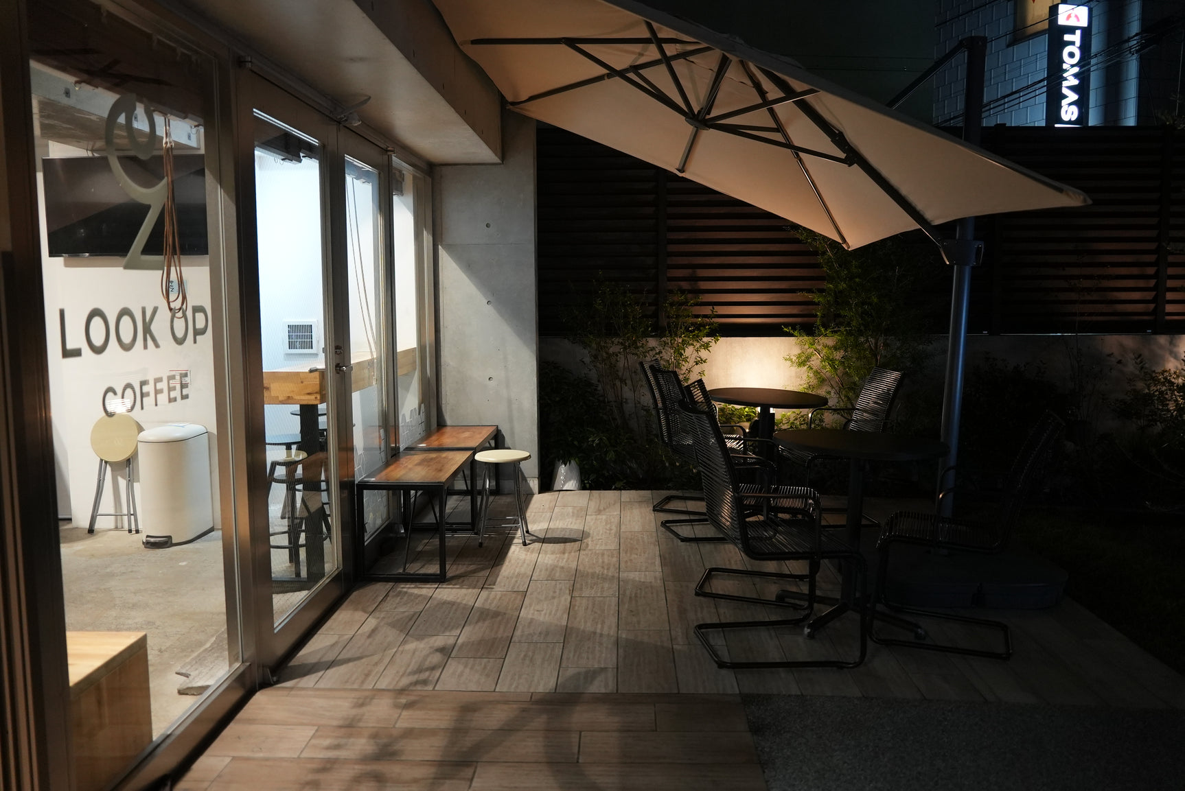 LOOK UP COFFEE 下北沢