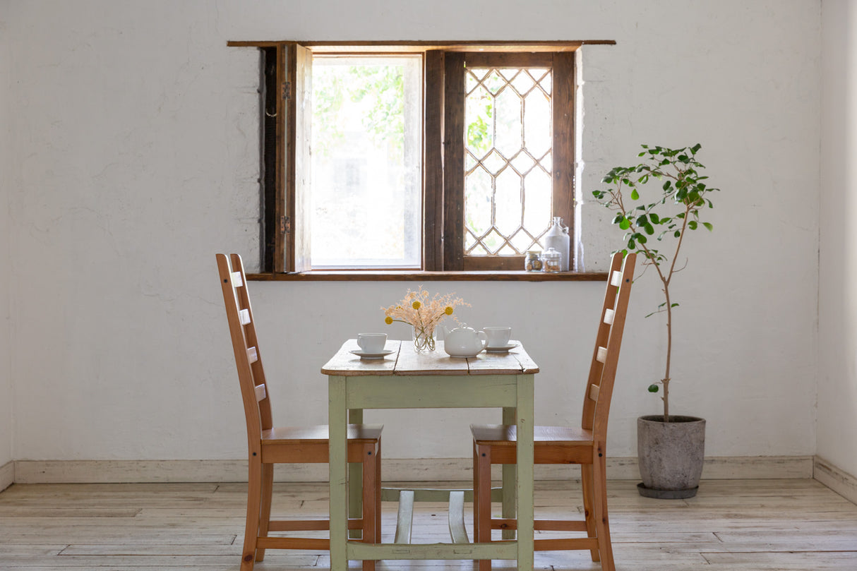 mimosa house country