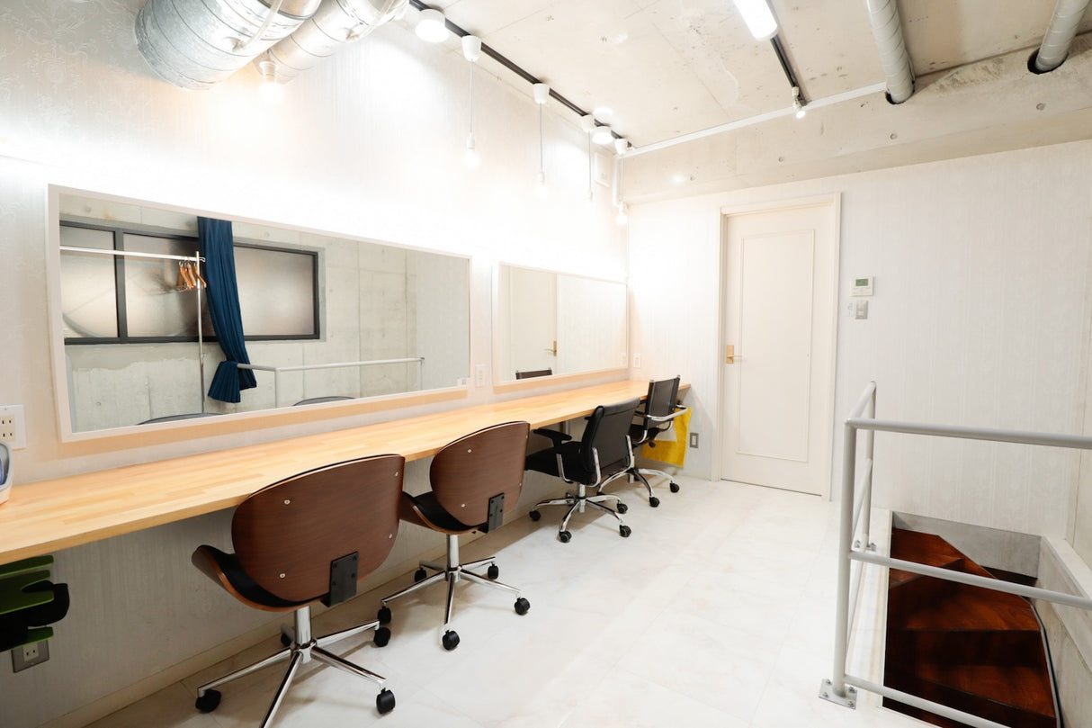 STUDIO SHOWCASE C-ROHORI