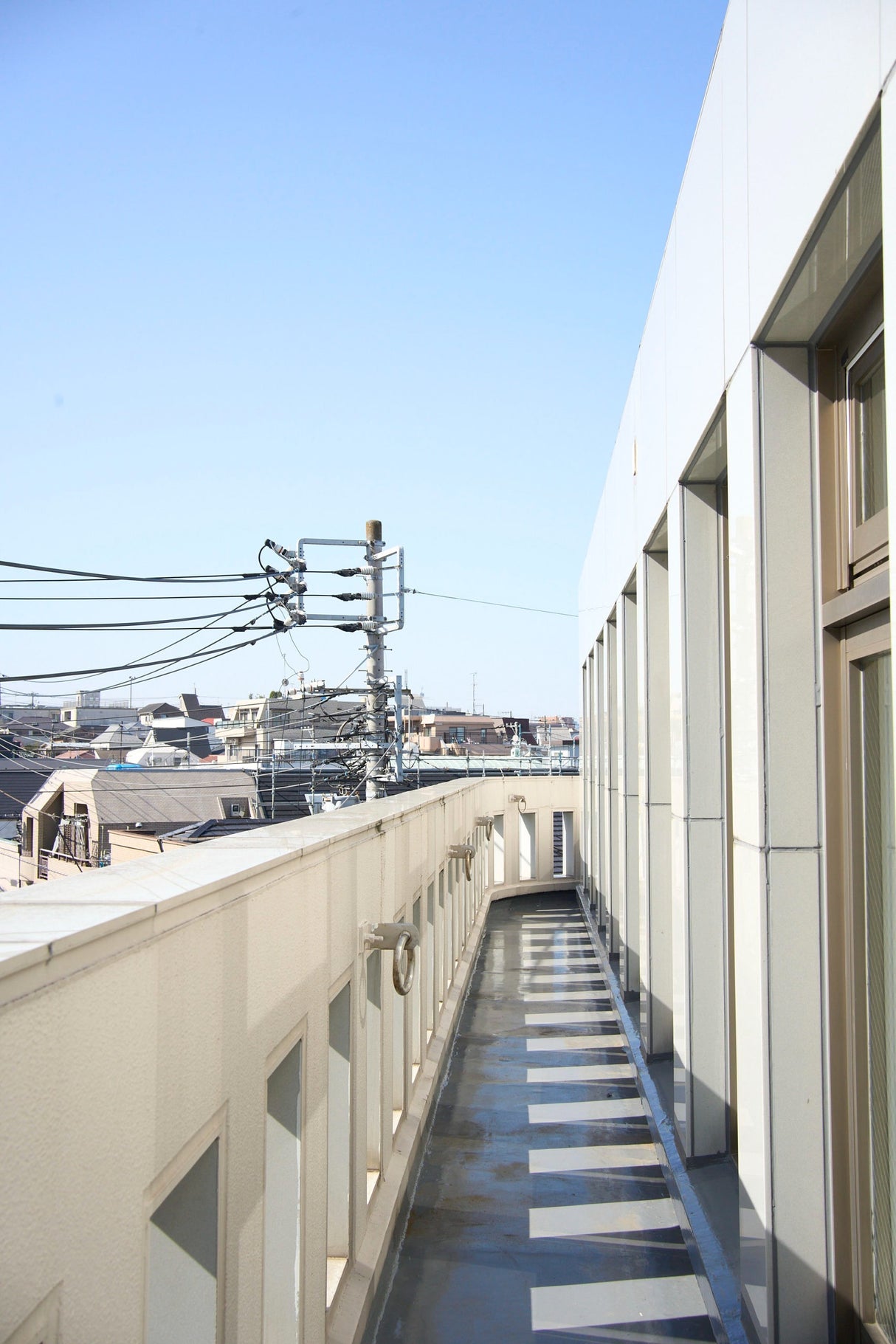 Beige/R STUDiO