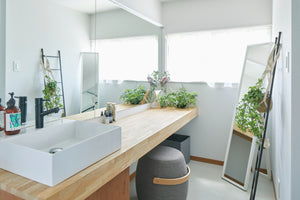 aL/Right STUDIO.