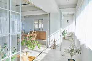 aL/Right STUDIO.