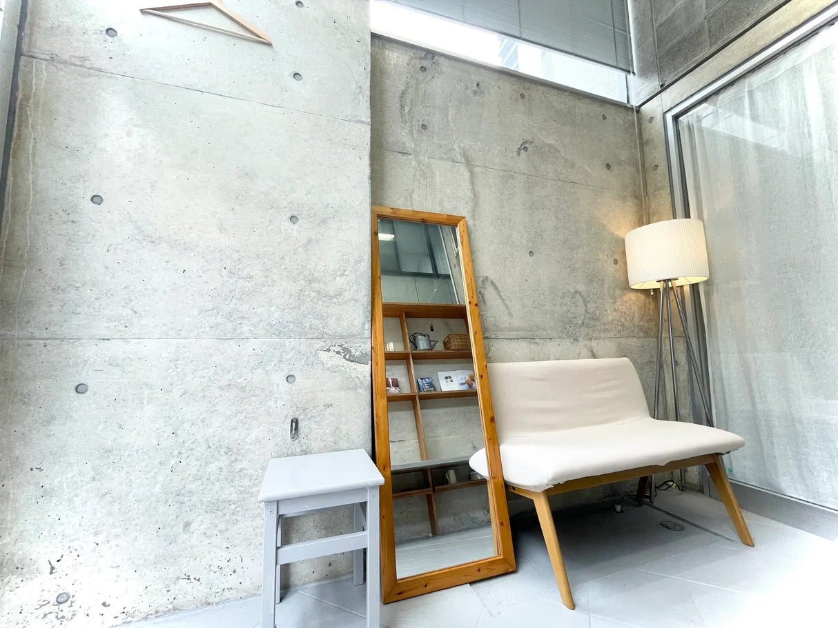 Gallery studio 24