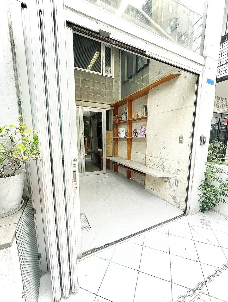 Gallery studio 24