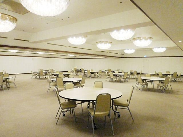 加瀬ビル158大ホール