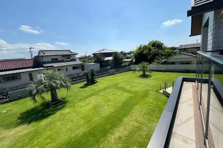 木更津 芝庭付デザイナーズハウス