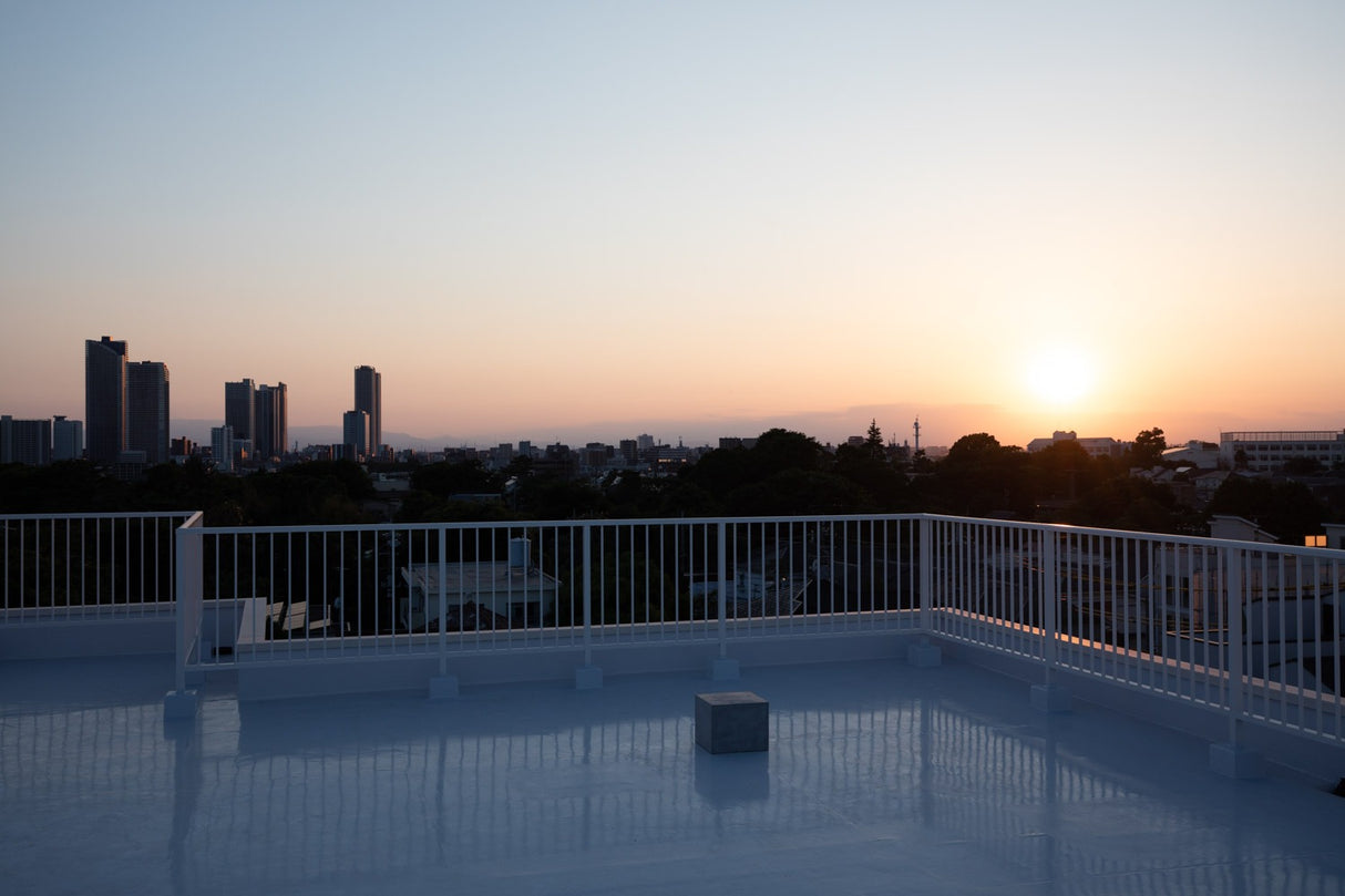 STUDIO BIGBEAR rooftop