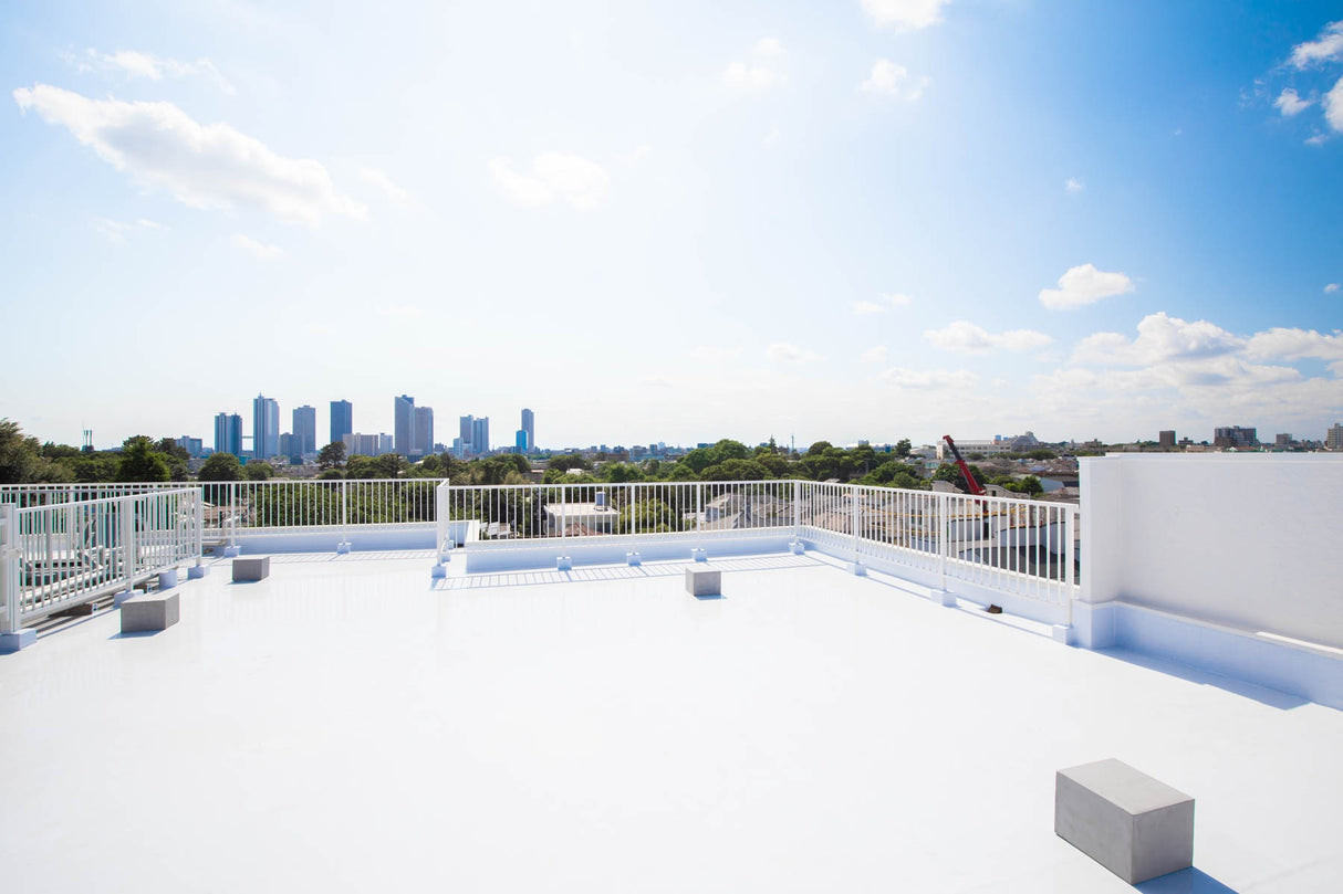 STUDIO BIGBEAR rooftop
