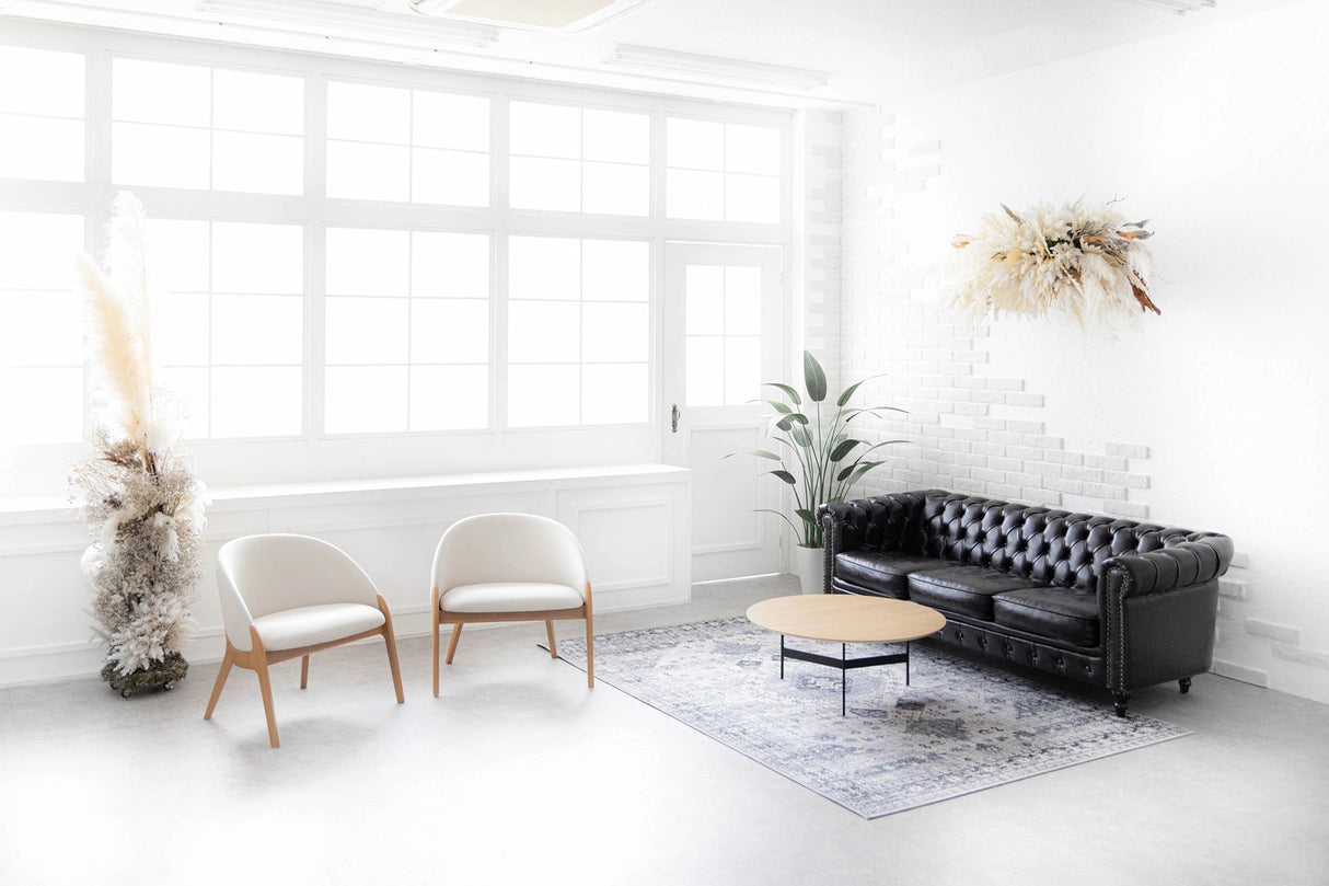 STUDIO TWOBEE
