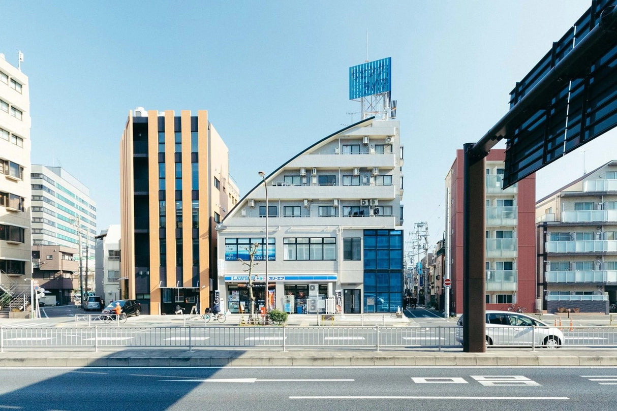 STUDIO TWOBEE