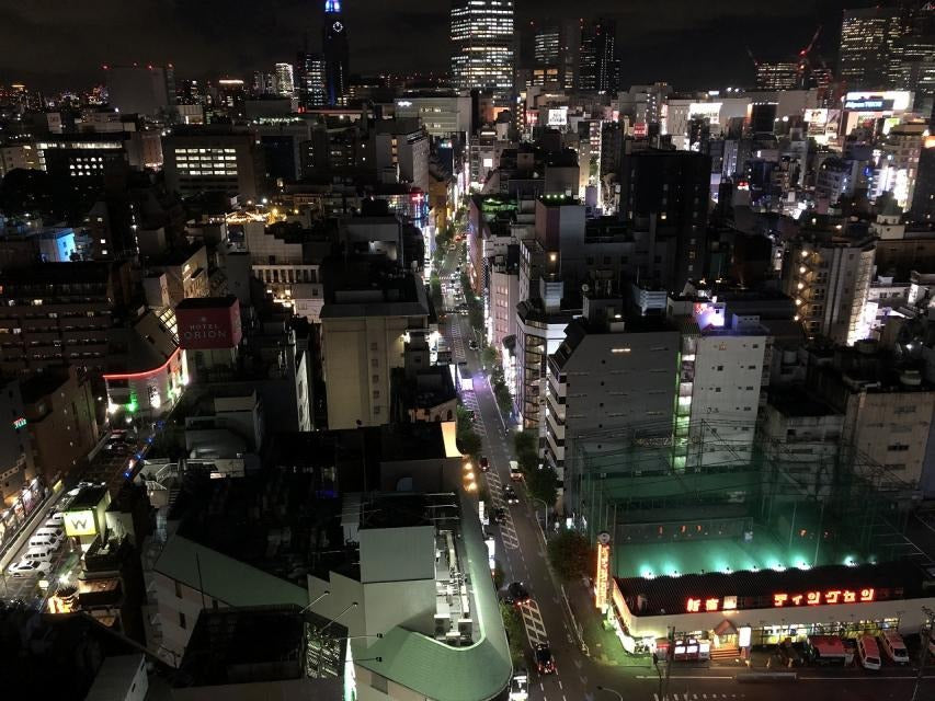 プラーズタワー東新宿屋上