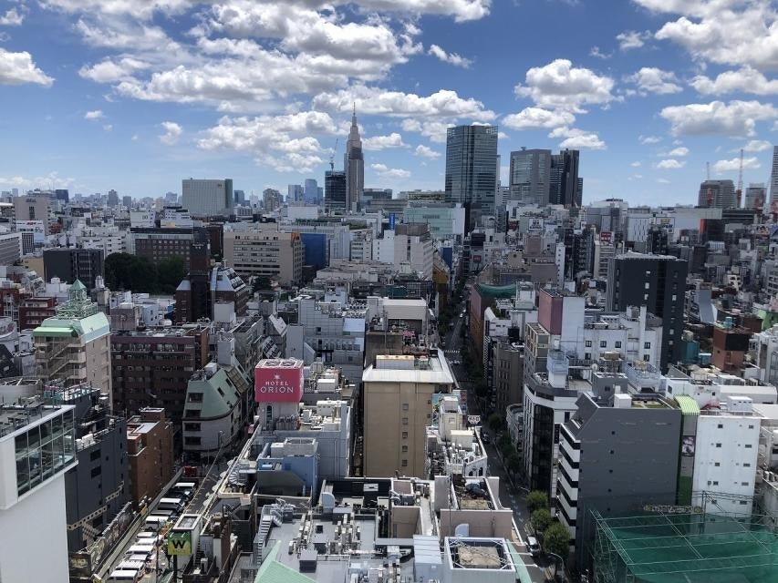 プラーズタワー東新宿屋上