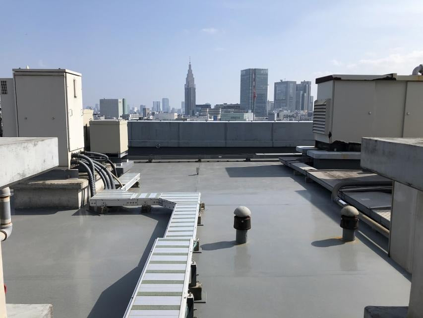 プラーズタワー東新宿屋上