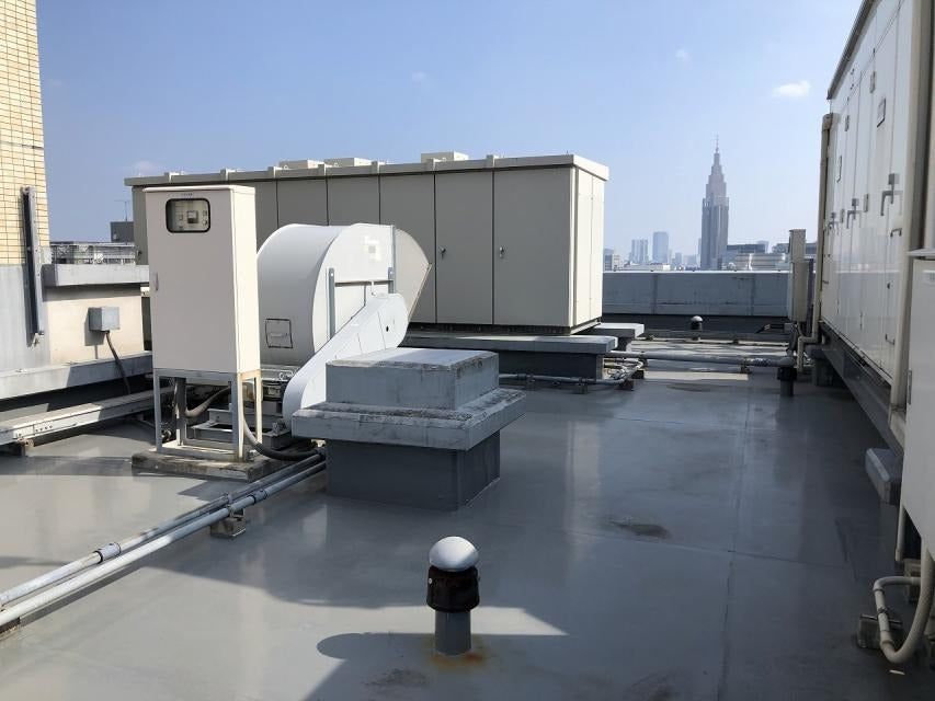 プラーズタワー東新宿屋上