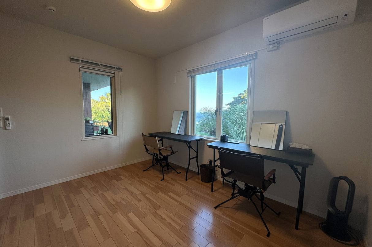 LOCATION STUDIO