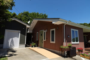 LOCATION STUDIO