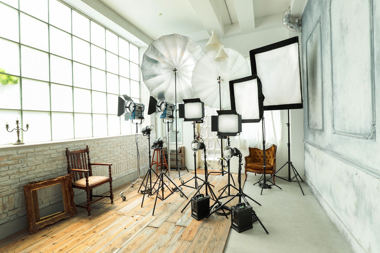 STUDIO SHOWCASE blooming